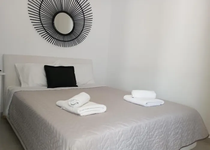 Nice & Cosy Mykonos House